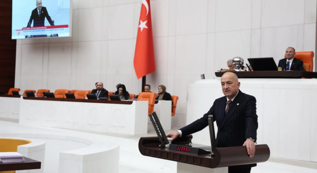 Ayhan Gider: &ldquo;19 Mayıs&rsquo;ın gen&ccedil;lerimize armağan edilmesi tesad&uuml;f değildir&rdquo;