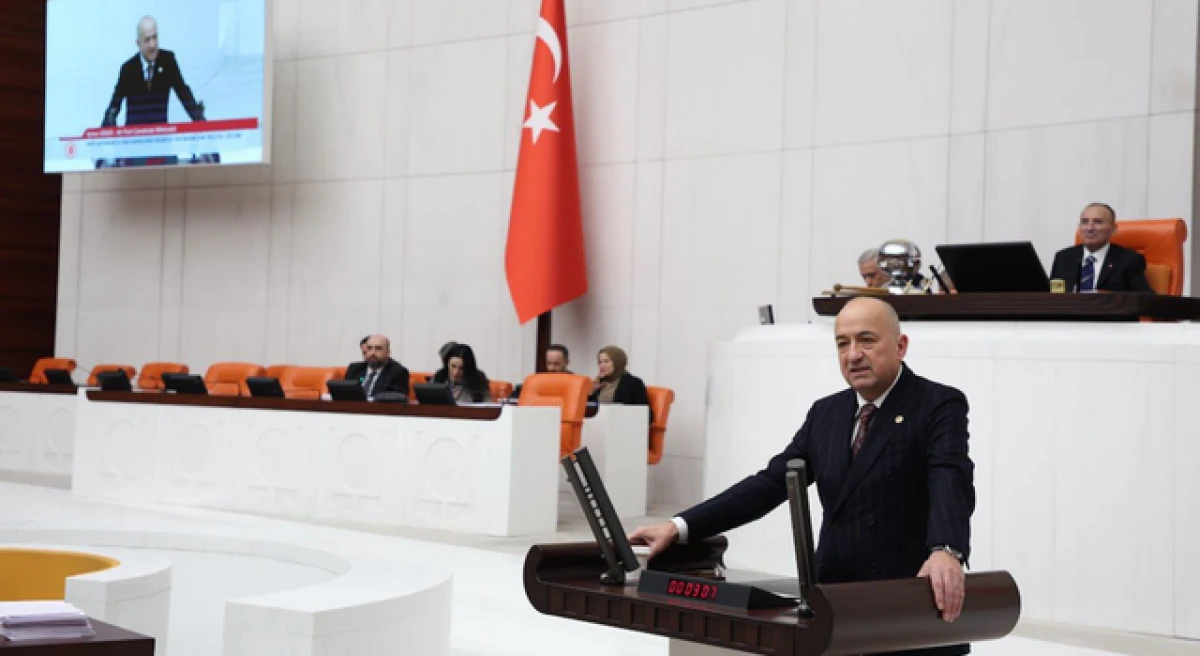 Ayhan Gider: &ldquo;Bayramlar, millet olma bilincimizin yenilendiği zamanlardır&rdquo;