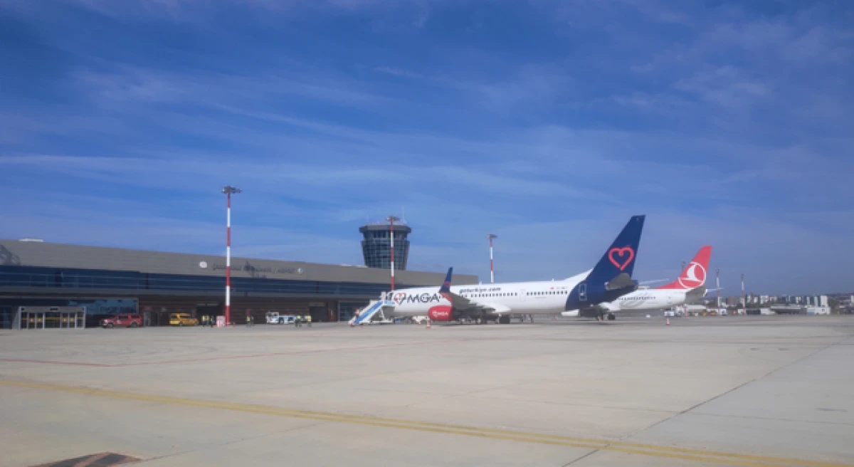 Çanakkale’de 10 ayda 170 bin yolcu uçtu