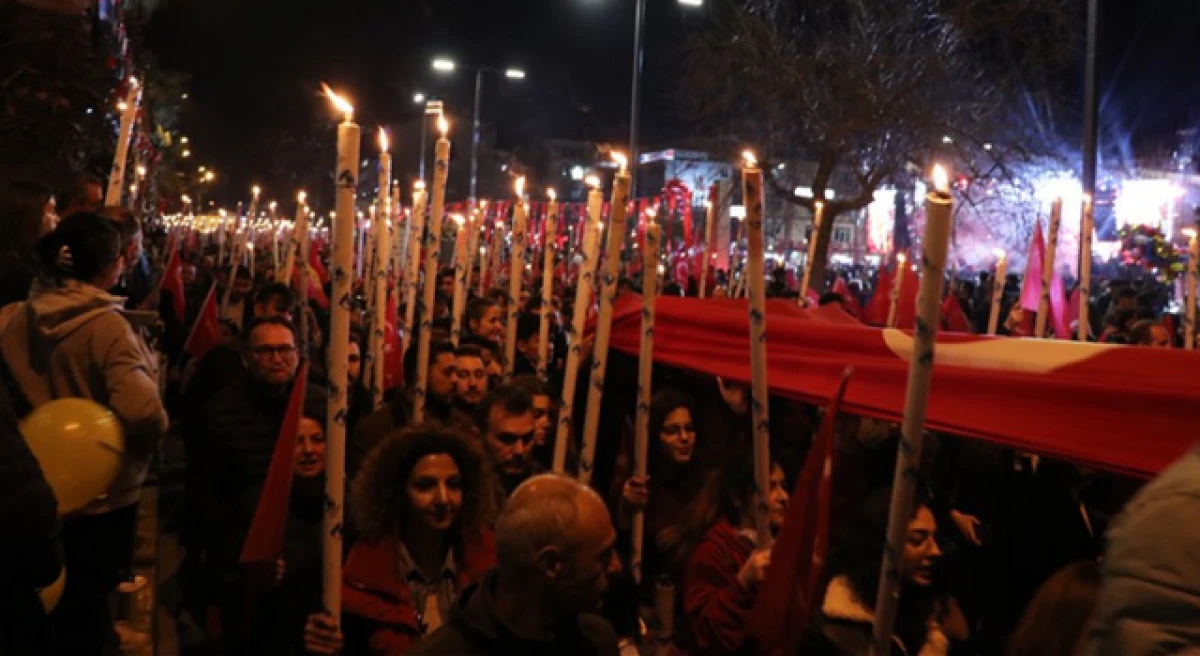 &Ccedil;anakkale&rsquo;de 18 Mart coşkusu Fener Alayı ile ta&ccedil;lanacak!