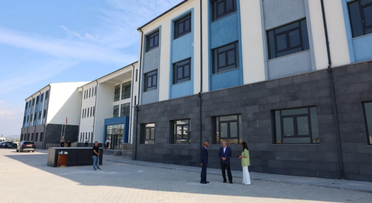 Çanakkale’de 3 yeni okul hizmete girdi