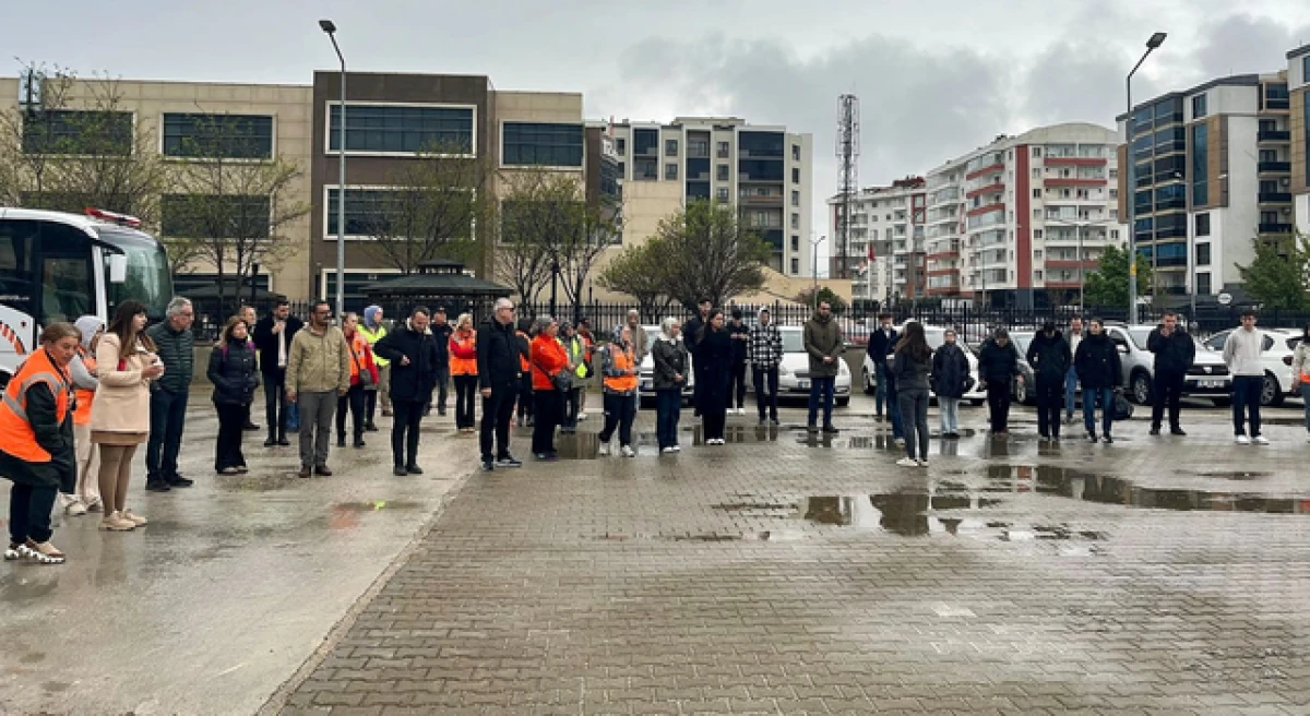 &Ccedil;anakkale&rsquo;de AFAD g&ouml;n&uuml;ll&uuml;s&uuml; olmaya hak kazandılar