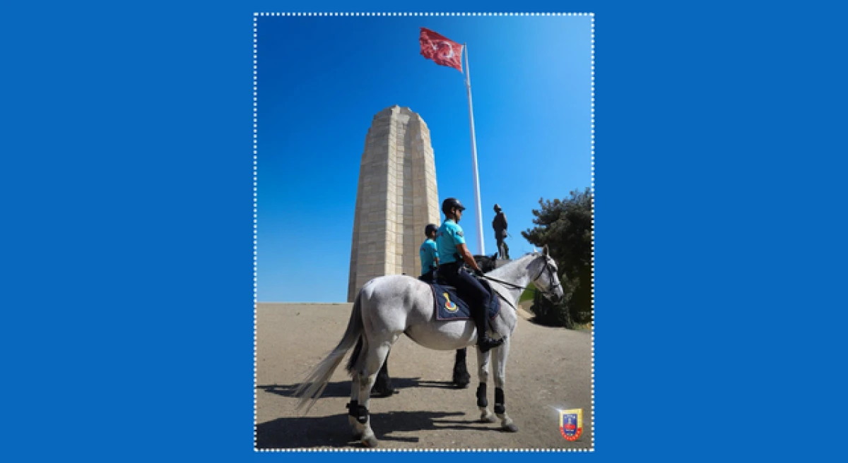 Çanakkale’de atlı jandarmalar devriyede