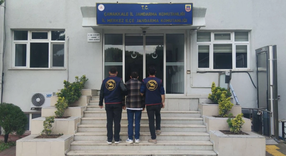 &Ccedil;anakkale&rsquo;de &ccedil;eşitli su&ccedil;lardan aranan 10 ş&uuml;pheli tutuklandı!