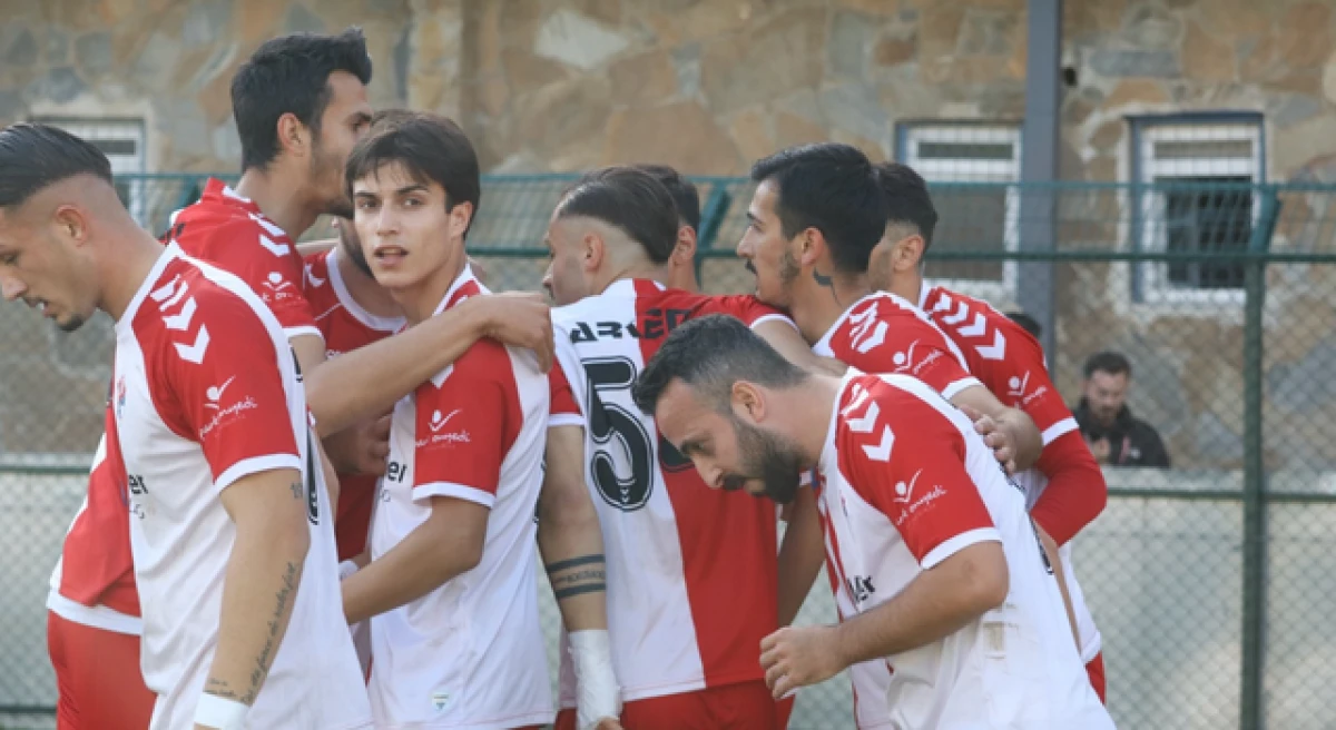 Çanakkalespor 3 puanı 3 golle aldı