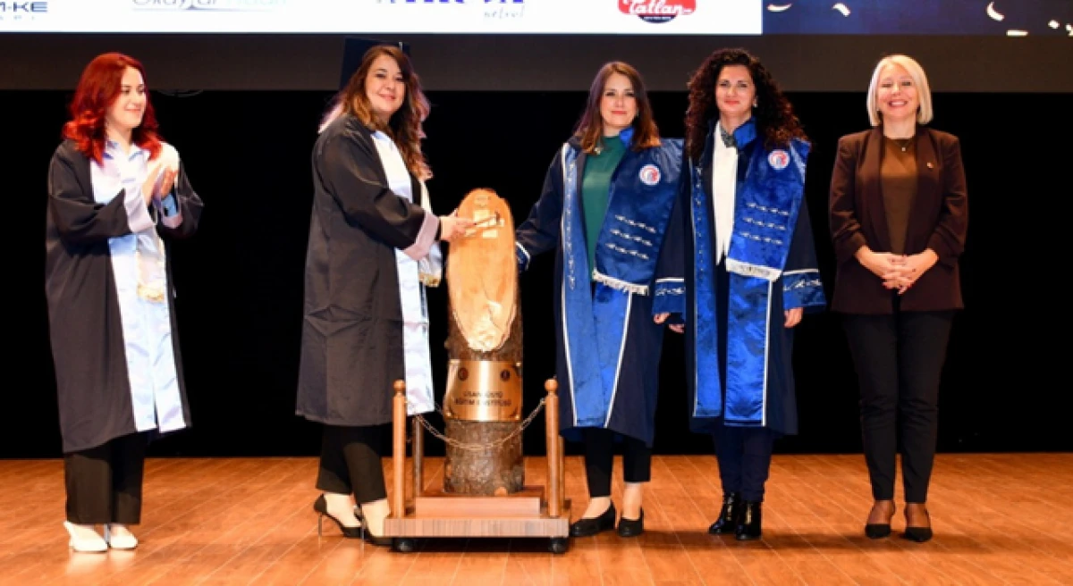 ÇOMÜ Lisansüstü Eğitim Enstitüsü yeni mezunlarını verdi