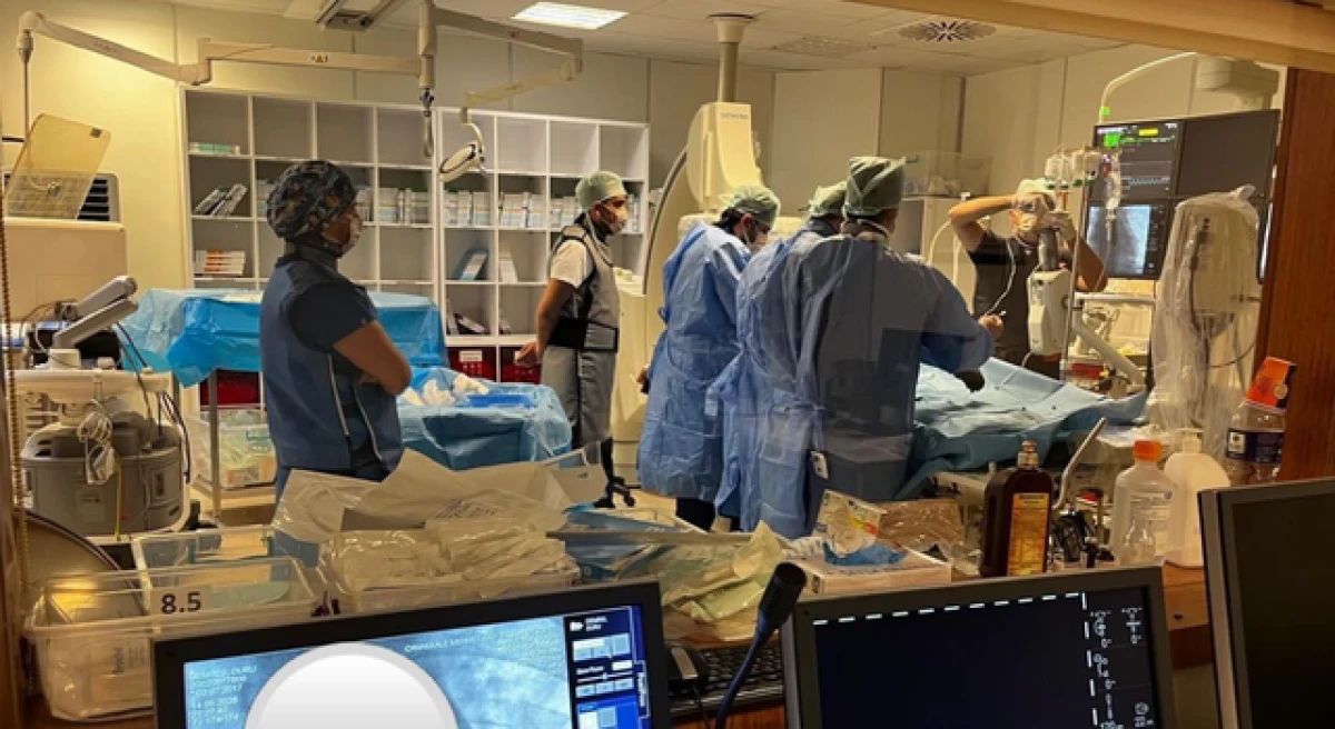 Doğuştan kalp hastası &ccedil;ocuğa başarılı operasyon