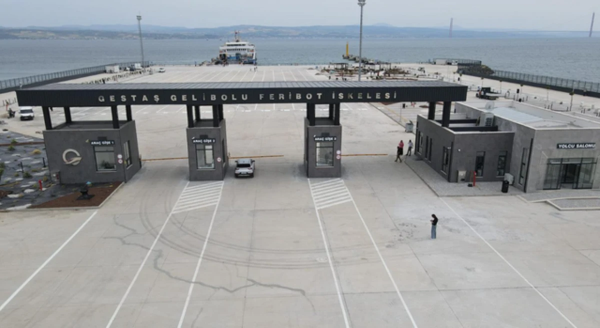 Gelibolu yeni feribot iskelesine kavuşuyor
