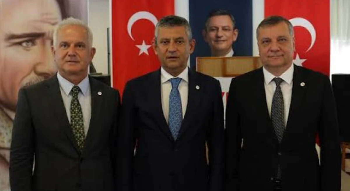 &Ouml;zg&uuml;r Ceylan ve İsmet G&uuml;neşhan &lsquo;kabul&rsquo; oyu verdikleri i&ccedil;in mi sessiz?