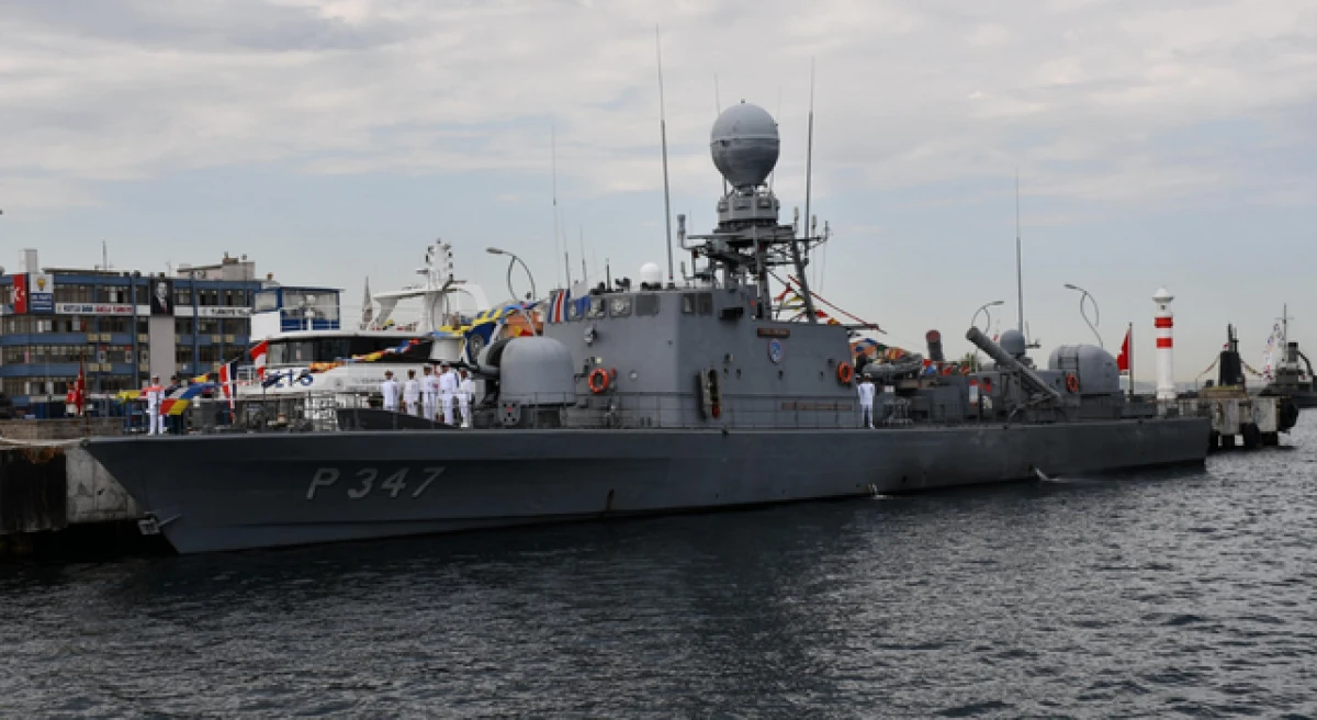 TCG Fırtına gemisi Çanakkale’de