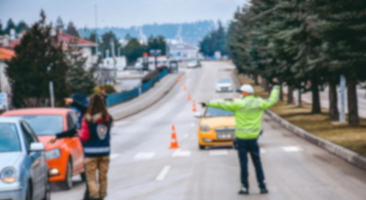 Trafikte yeni d&ouml;nem başladı: Cezalar ve yaptırımlar ağırlaştı!