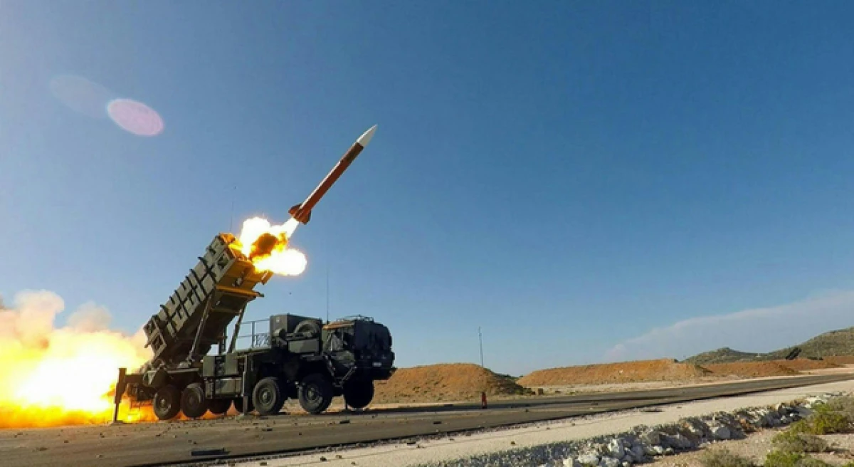 Yunanistan, &Ccedil;anakkale&rsquo;nin dibine patriot f&uuml;ze  sistemi yerleştiriyor!