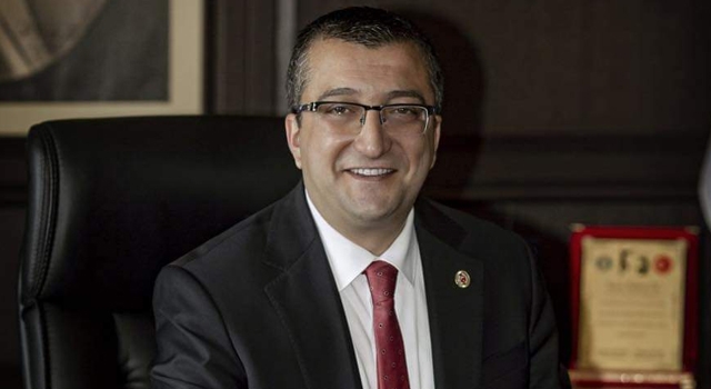 Başkan Öz Fransa'nın İlk Türk Belediye Başkanını Kutladı
