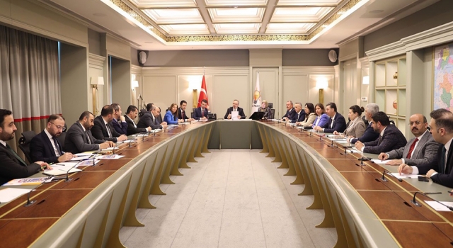 AK Partili İskenderoğlu kritik toplantıda