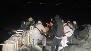Ayvacık açıklarında ölüme terk edilen 39 kaçak göçmen kurtarıldı