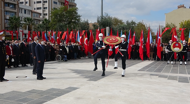 Çanakkale’de, 29 Ekim Cumhuriyet Bayramı çelenk töreni