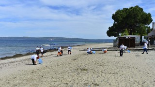 Güzelyalı Halk Plajı sahilinde anlamlı etkinlik