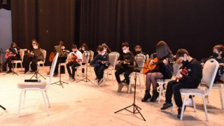 Çan Belediyesi müzik kursu öğrencilerinden yeni yıl konseri