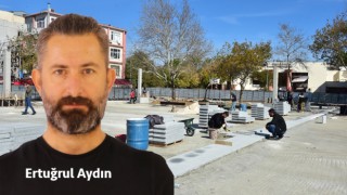 AK Partili Aydın: “Cumhuriyet Meydanı’nın 100’üncü yıla yetiştirilememesi Çanakkale Belediyesi’nin ayıbıdır”